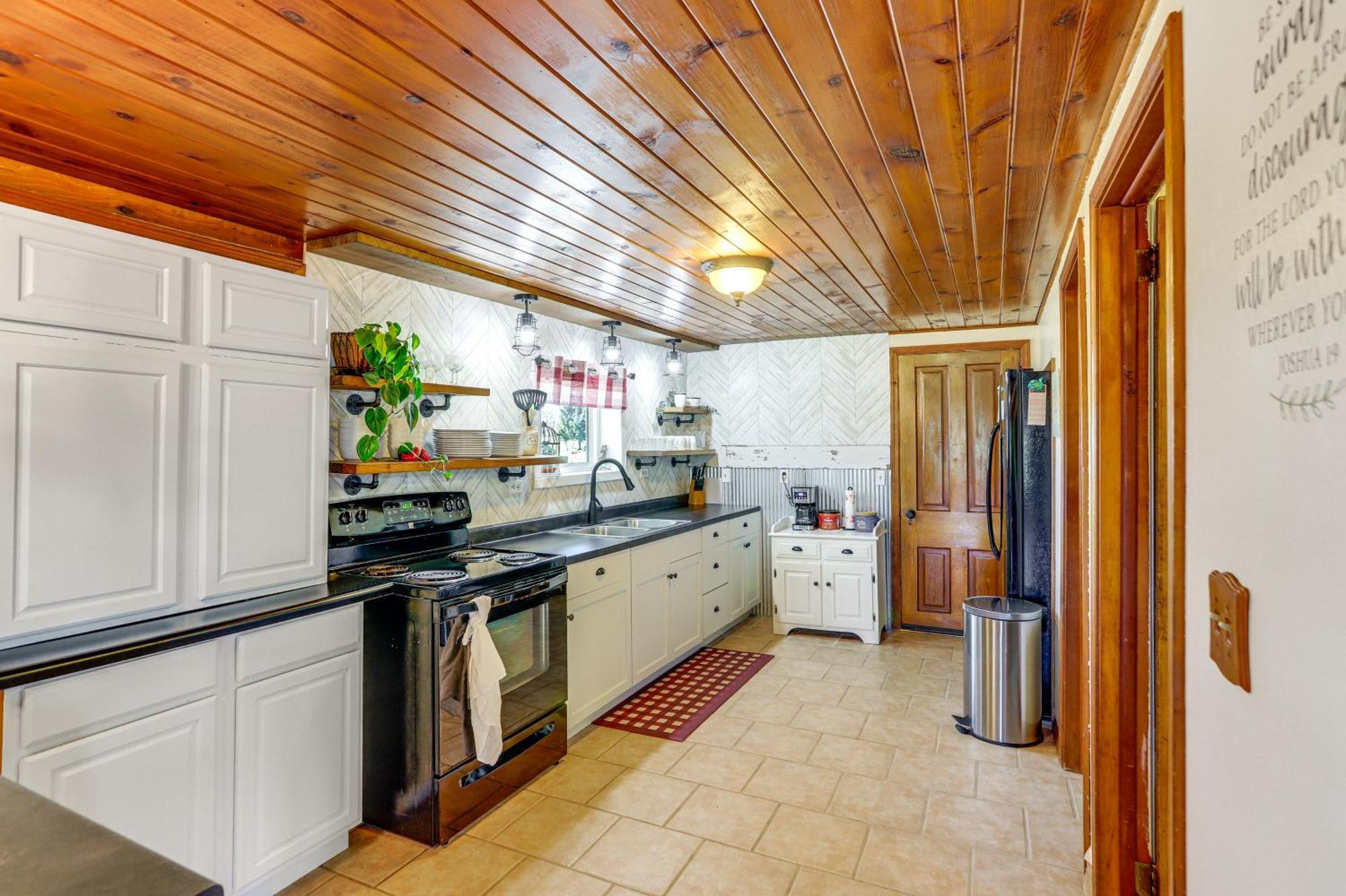 Quiet Shiloh Retreat With Spacious Yard And Fireplace! Zewnętrze zdjęcie